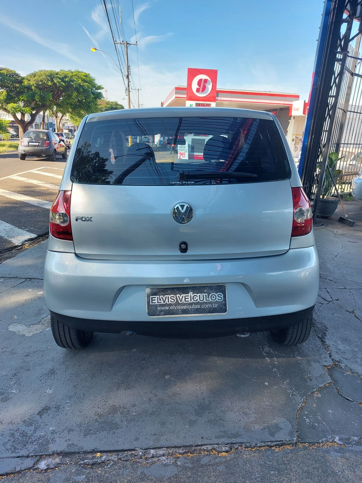 VOLKSWAGEN FOX