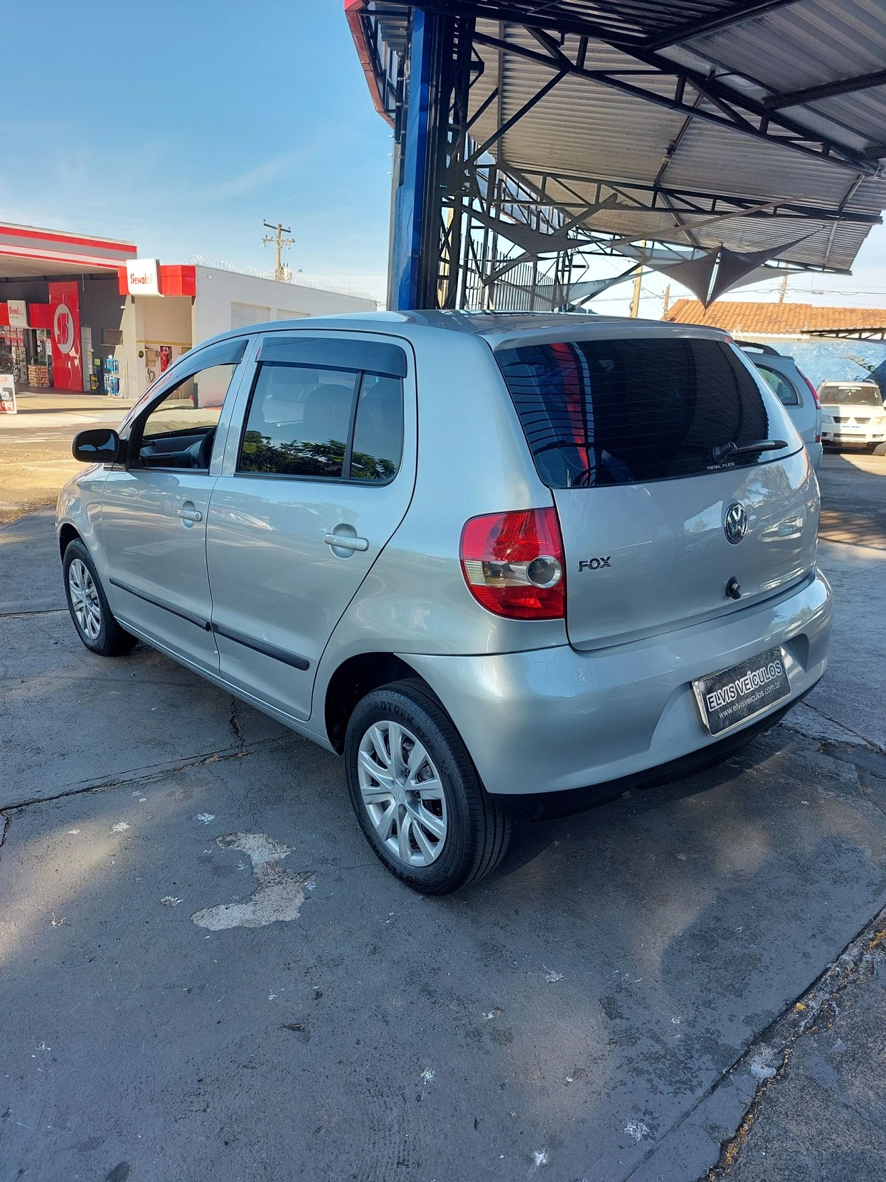 VOLKSWAGEN FOX