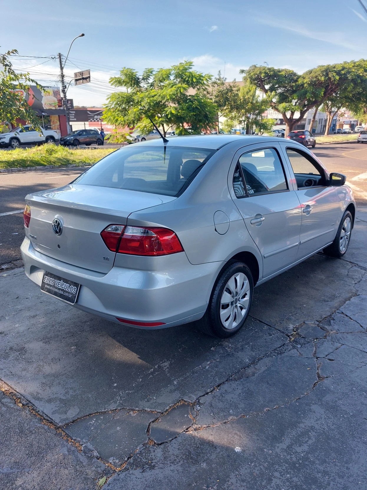 VOLKSWAGEN VOYAGE