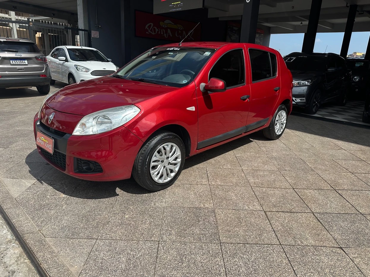 RENAULT SANDERO