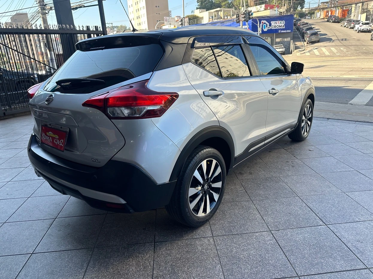 NISSAN KICKS