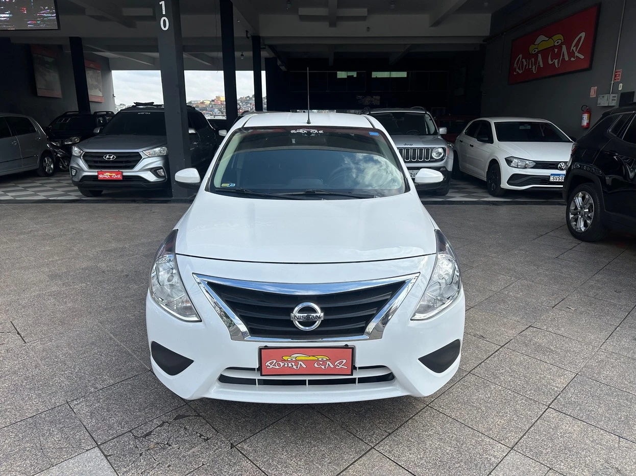 NISSAN VERSA