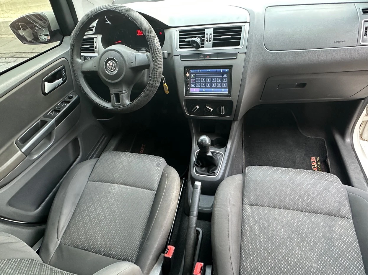 VOLKSWAGEN FOX