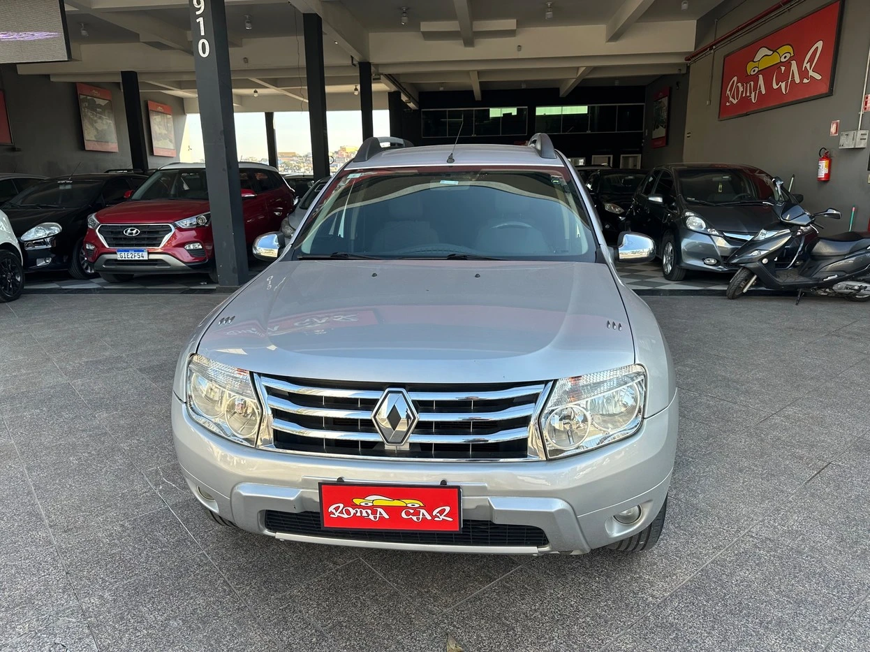 RENAULT DUSTER