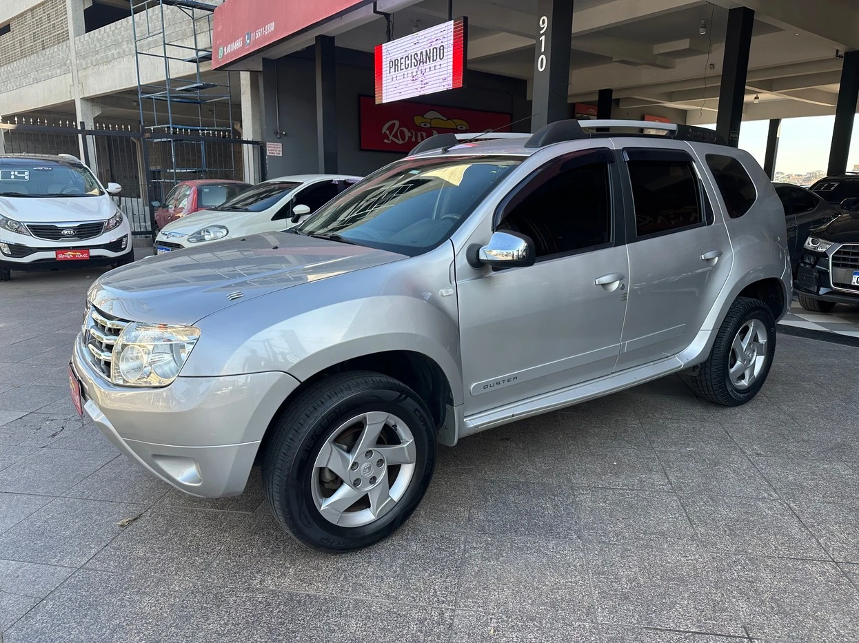 RENAULT DUSTER
