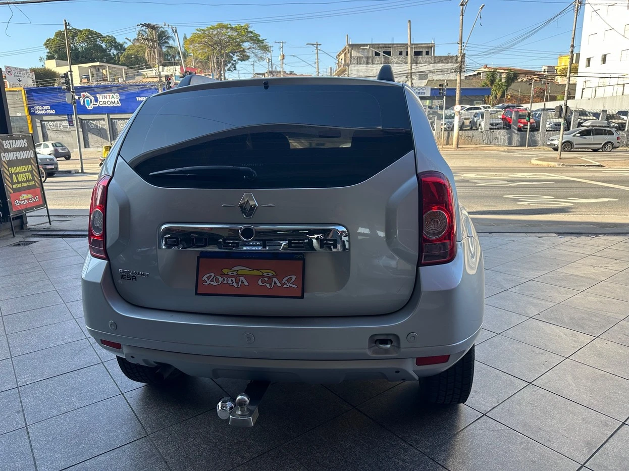 RENAULT DUSTER