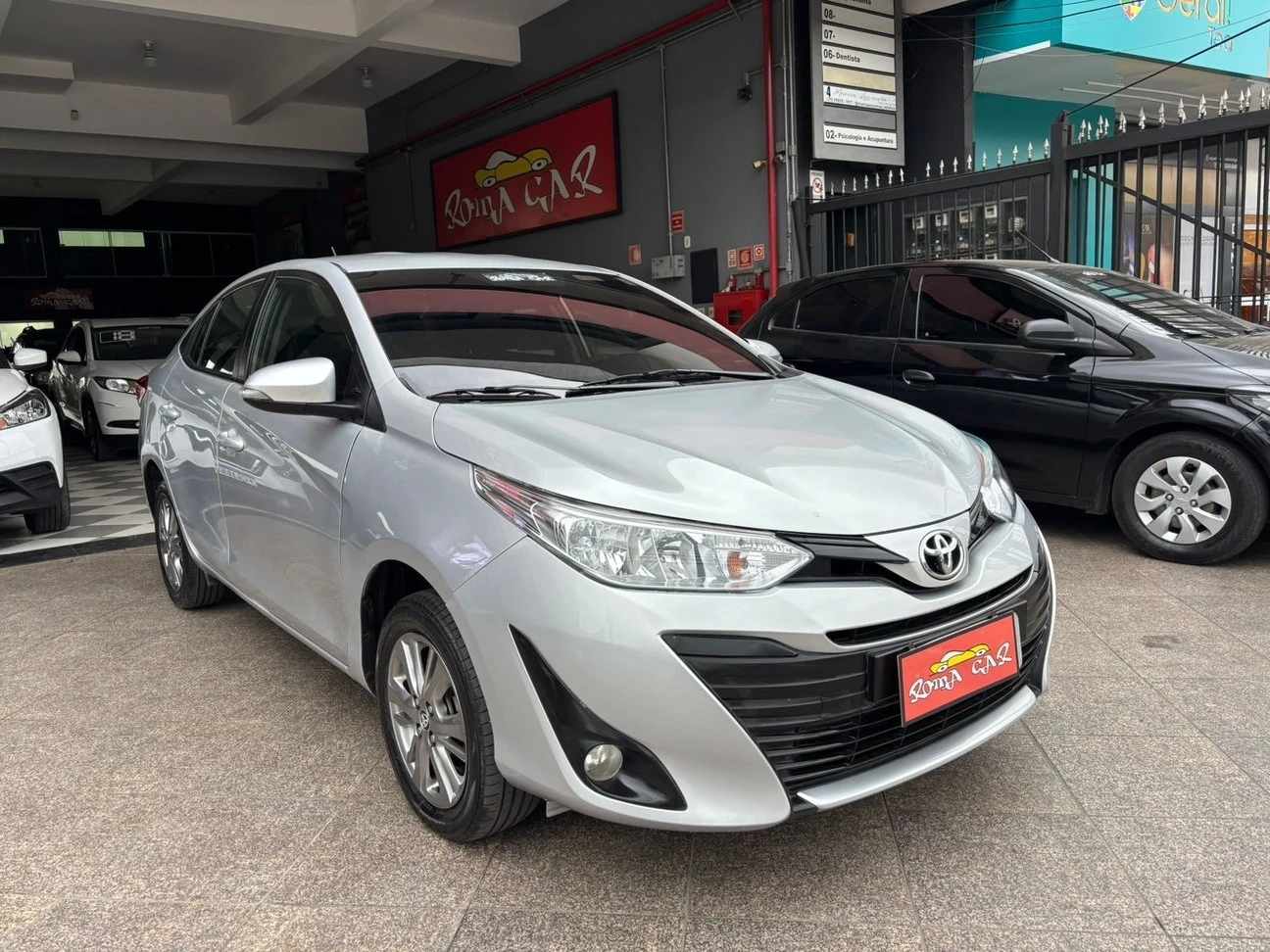 TOYOTA YARIS