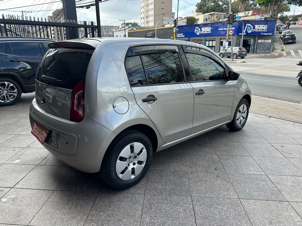 VOLKSWAGEN UP