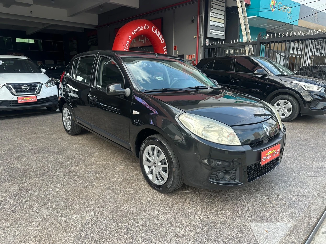 RENAULT SANDERO