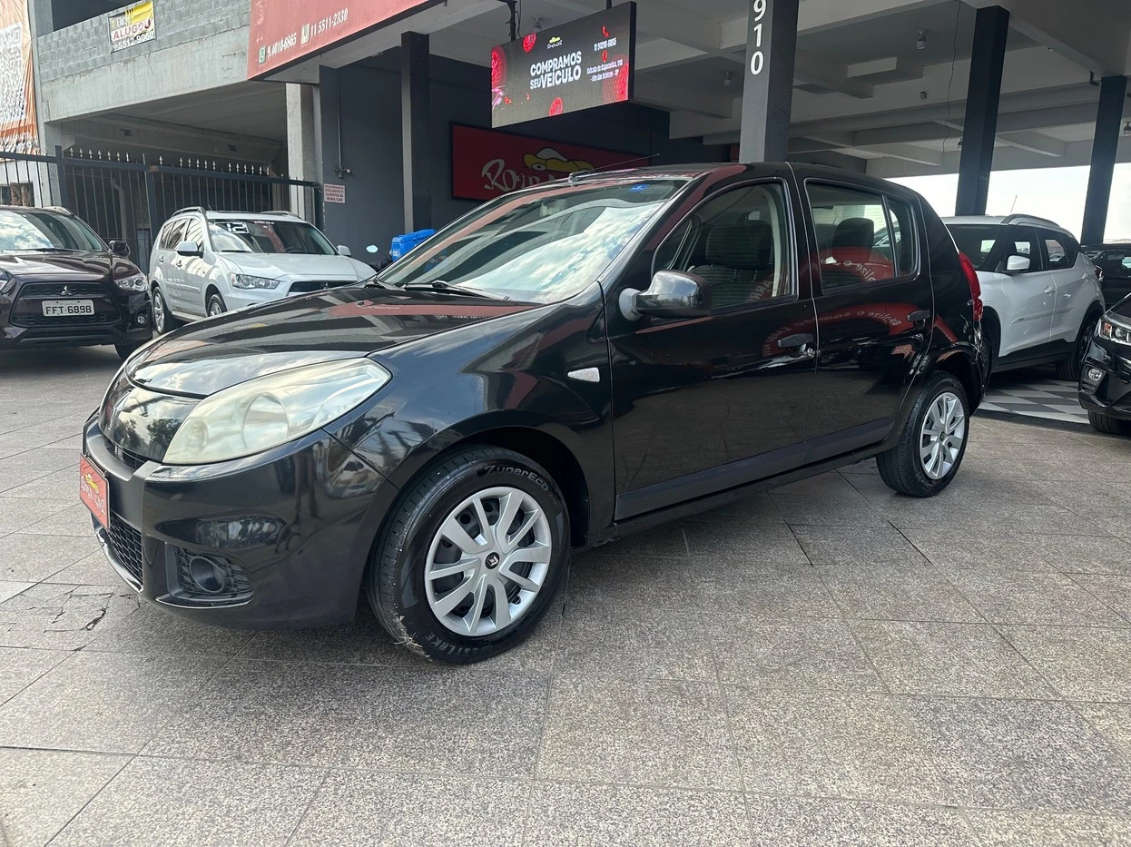 RENAULT SANDERO