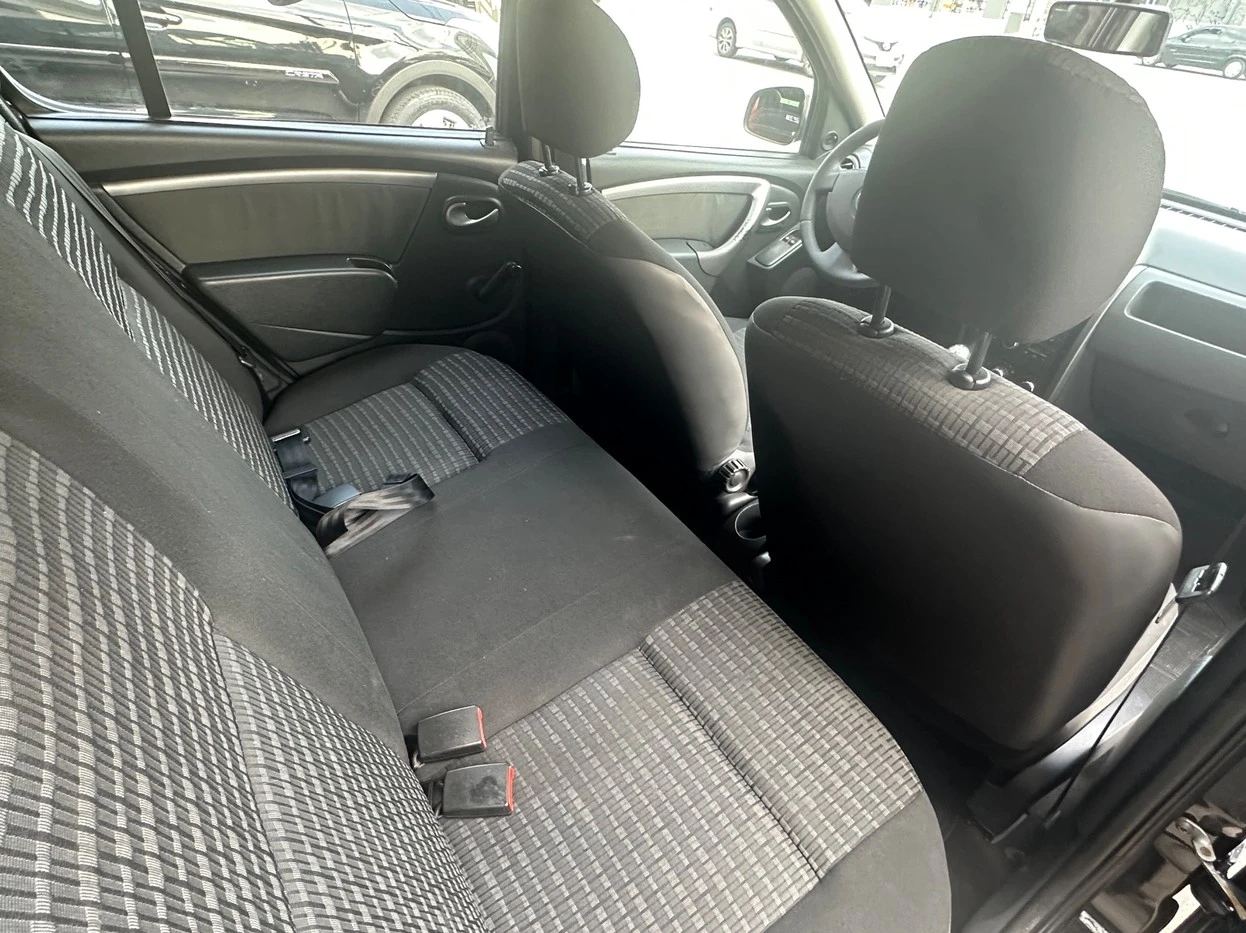 RENAULT SANDERO