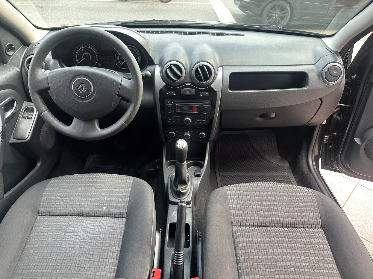 RENAULT SANDERO