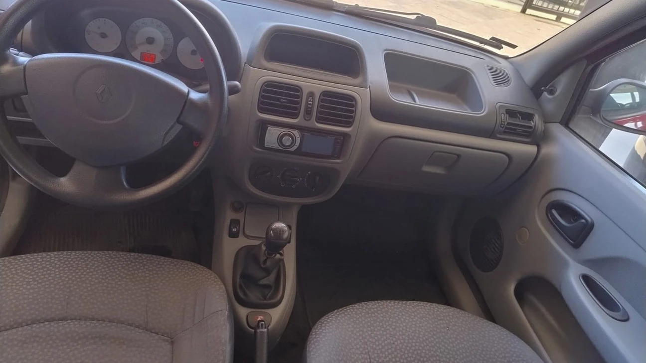 RENAULT CLIO