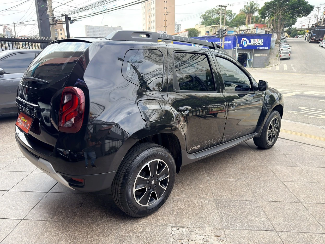 RENAULT DUSTER