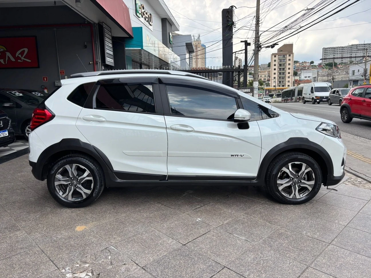 HONDA WR-V