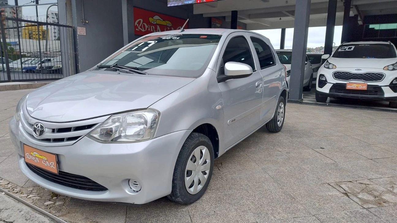 TOYOTA ETIOS