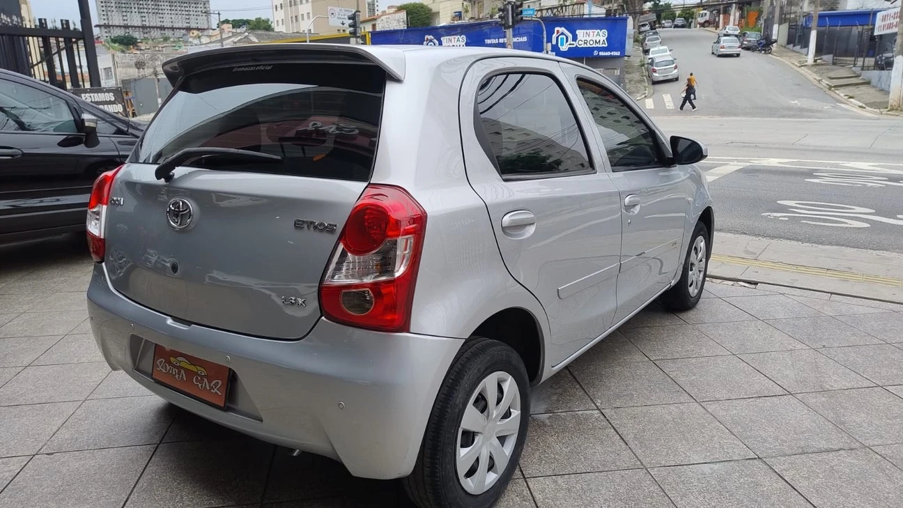 TOYOTA ETIOS