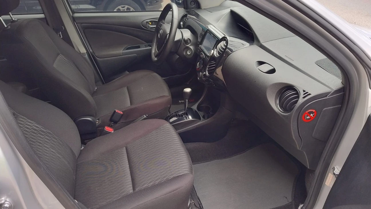 TOYOTA ETIOS