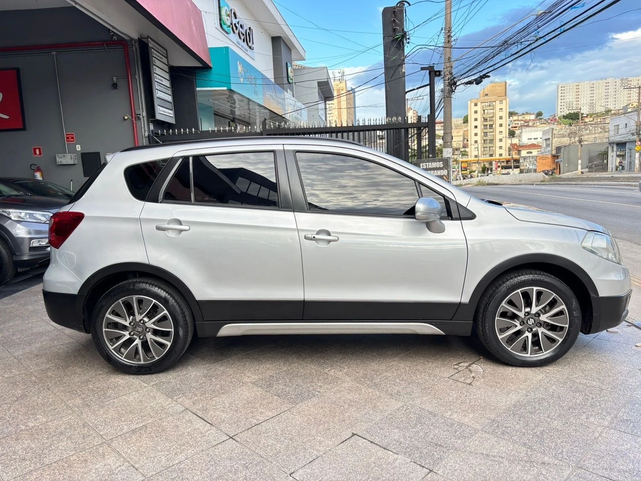 SUZUKI S-CROSS
