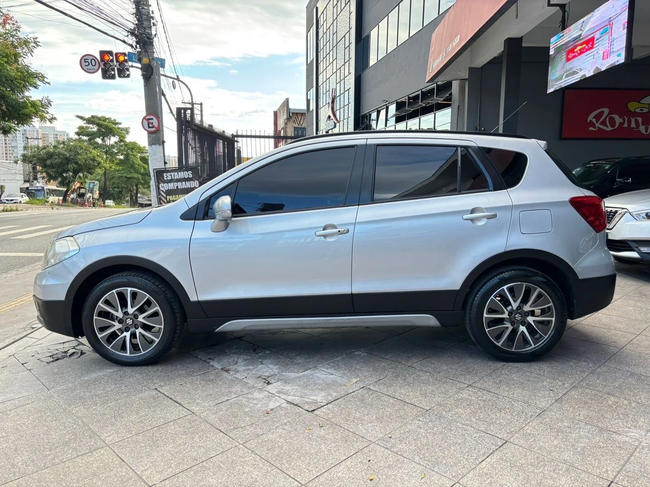 SUZUKI S-CROSS