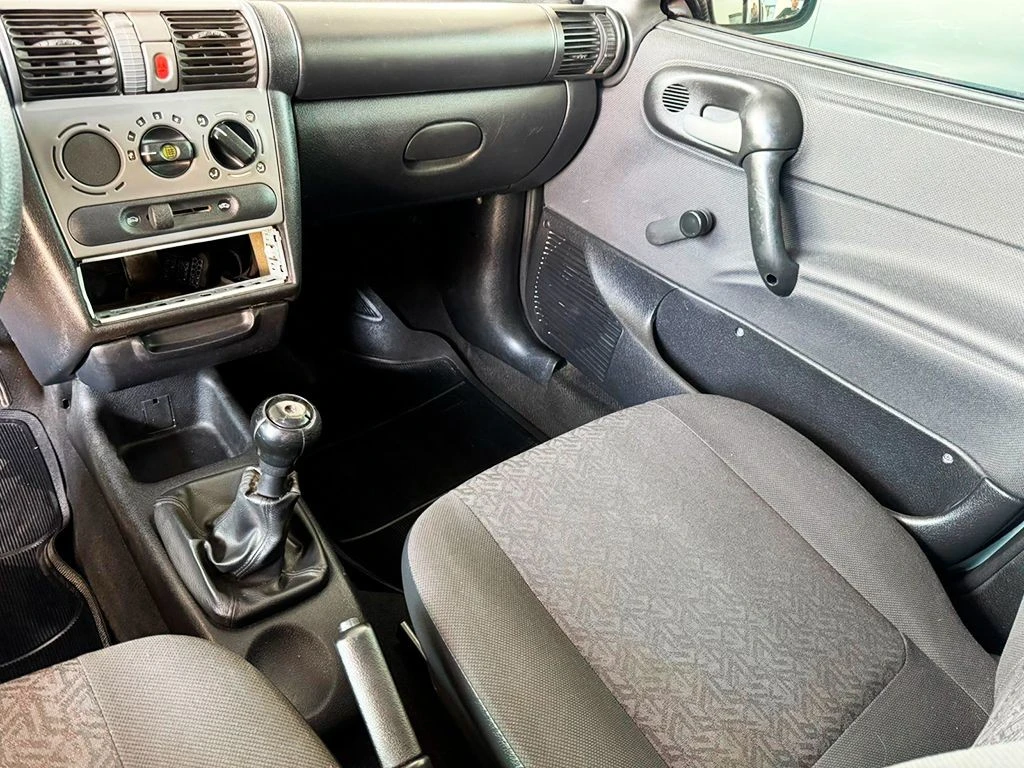 CHEVROLET CORSA