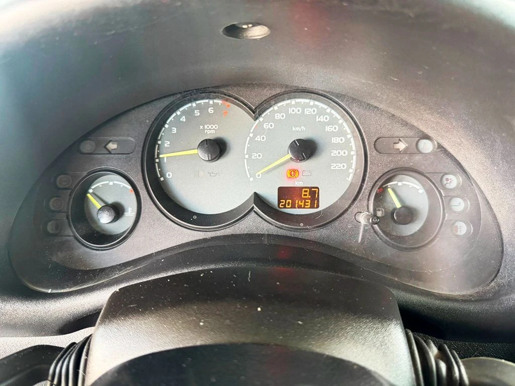 CHEVROLET CORSA