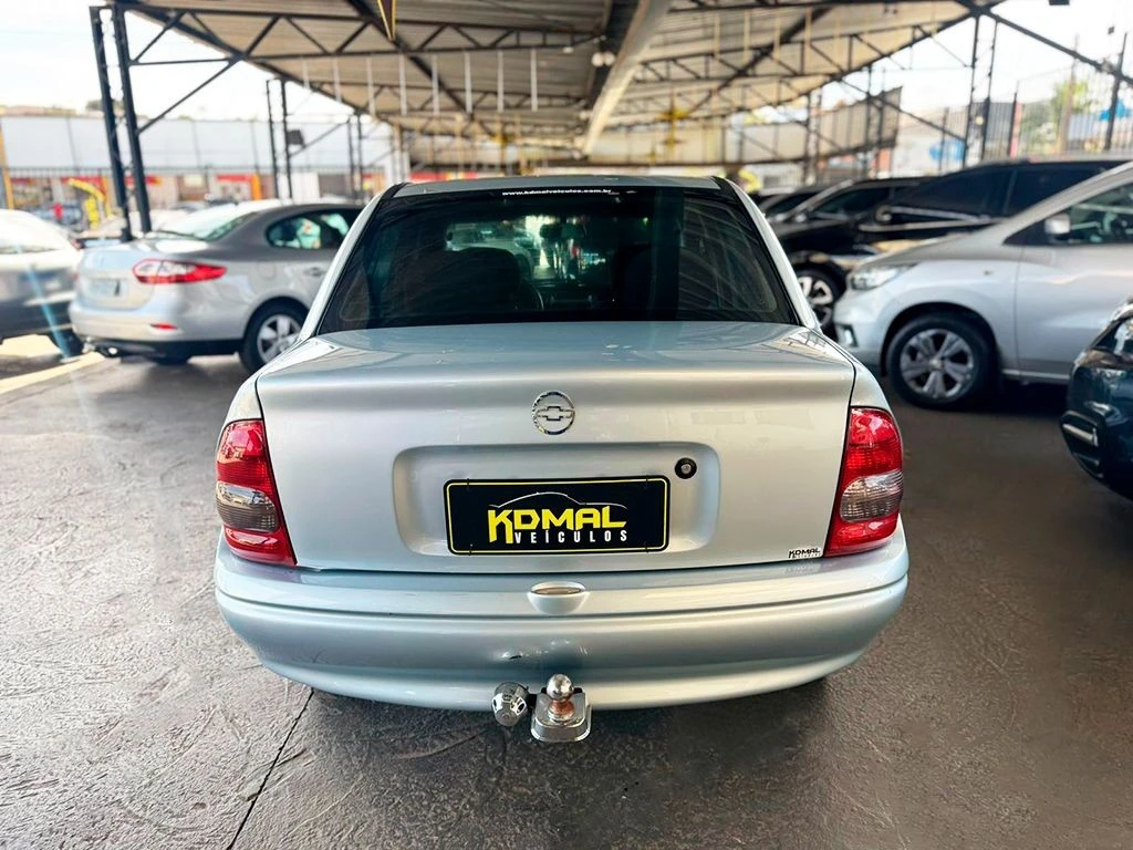 CHEVROLET CORSA