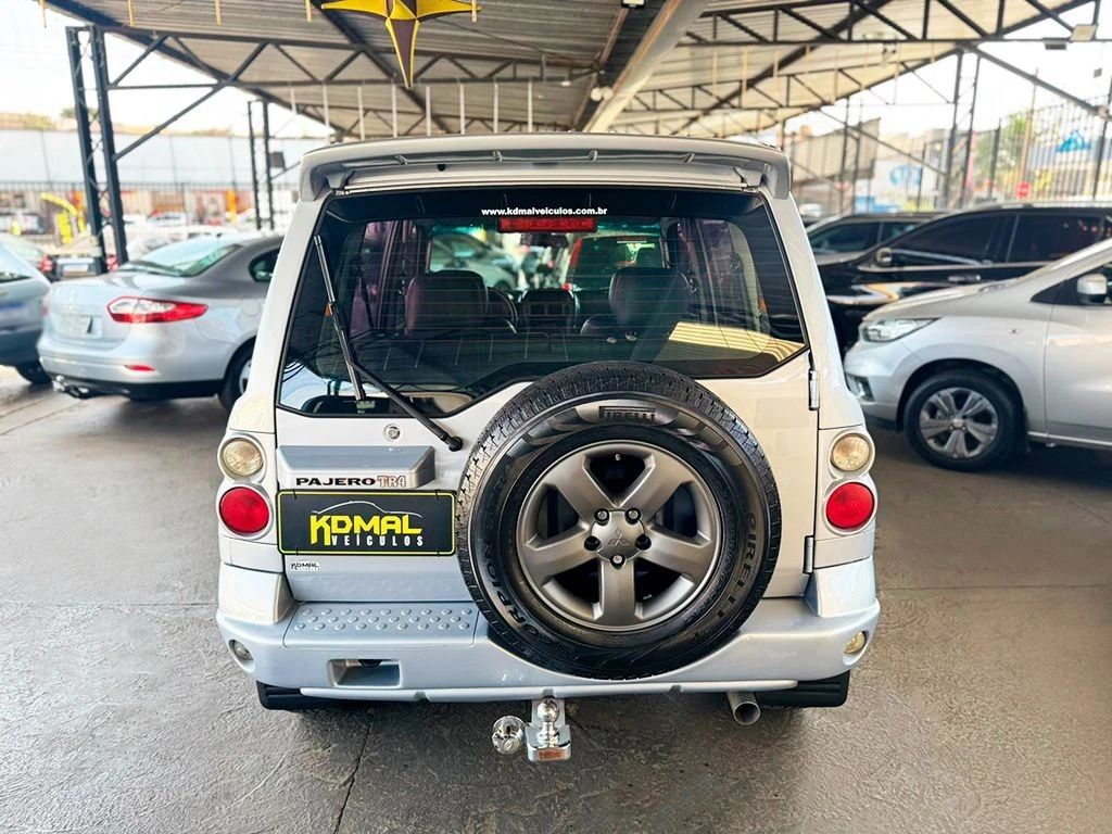 MITSUBISHI PAJERO TR4