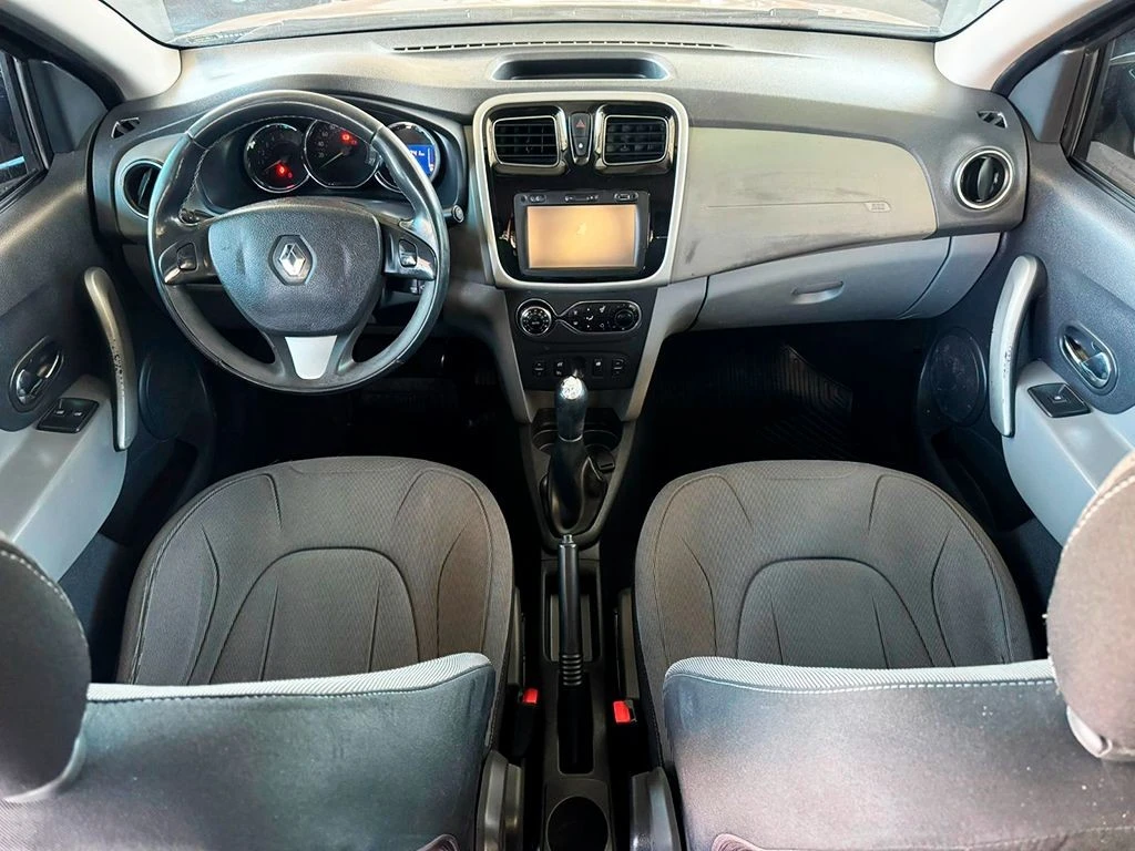 RENAULT LOGAN