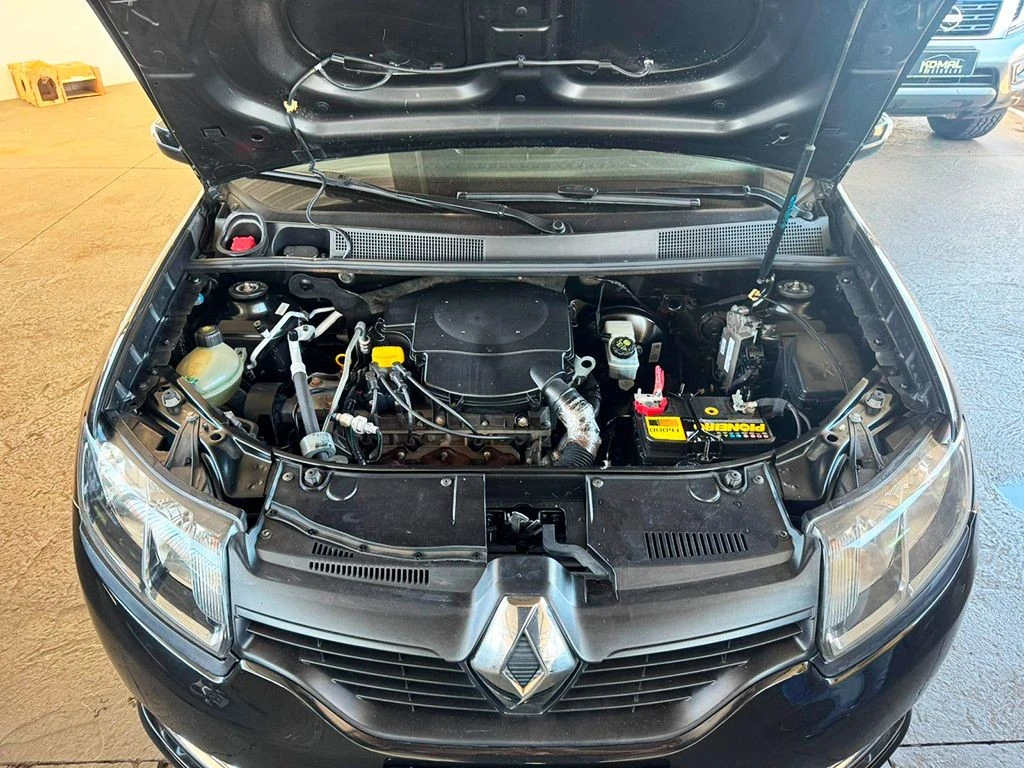 RENAULT LOGAN