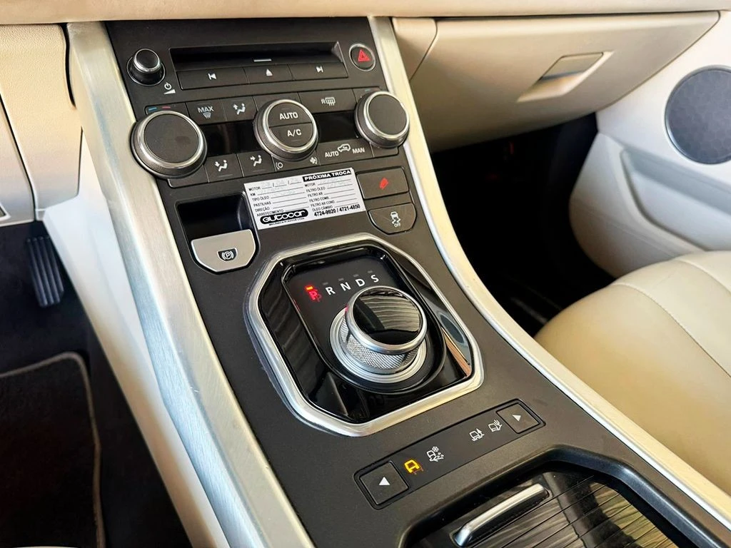 LAND ROVER RANGE ROVER EVOQUE