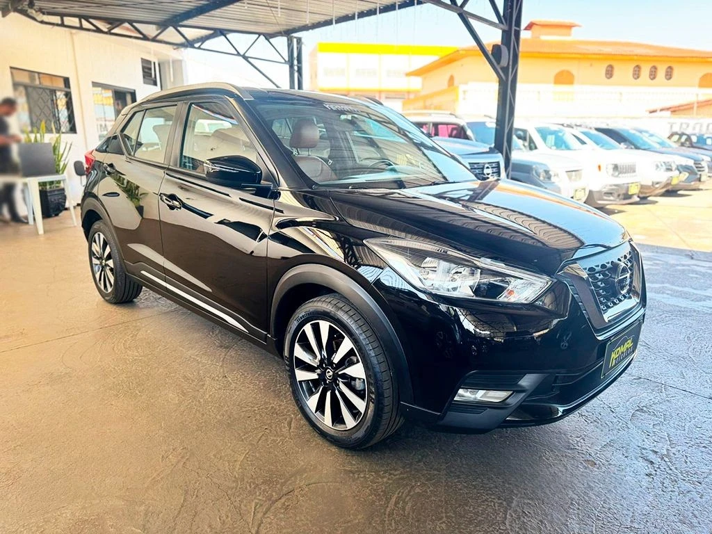 NISSAN KICKS