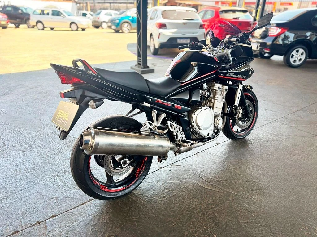 SUZUKI BANDIT 1250S