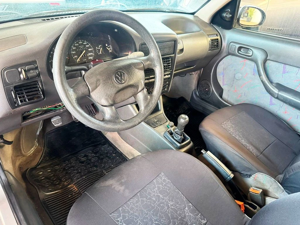 VOLKSWAGEN PARATI