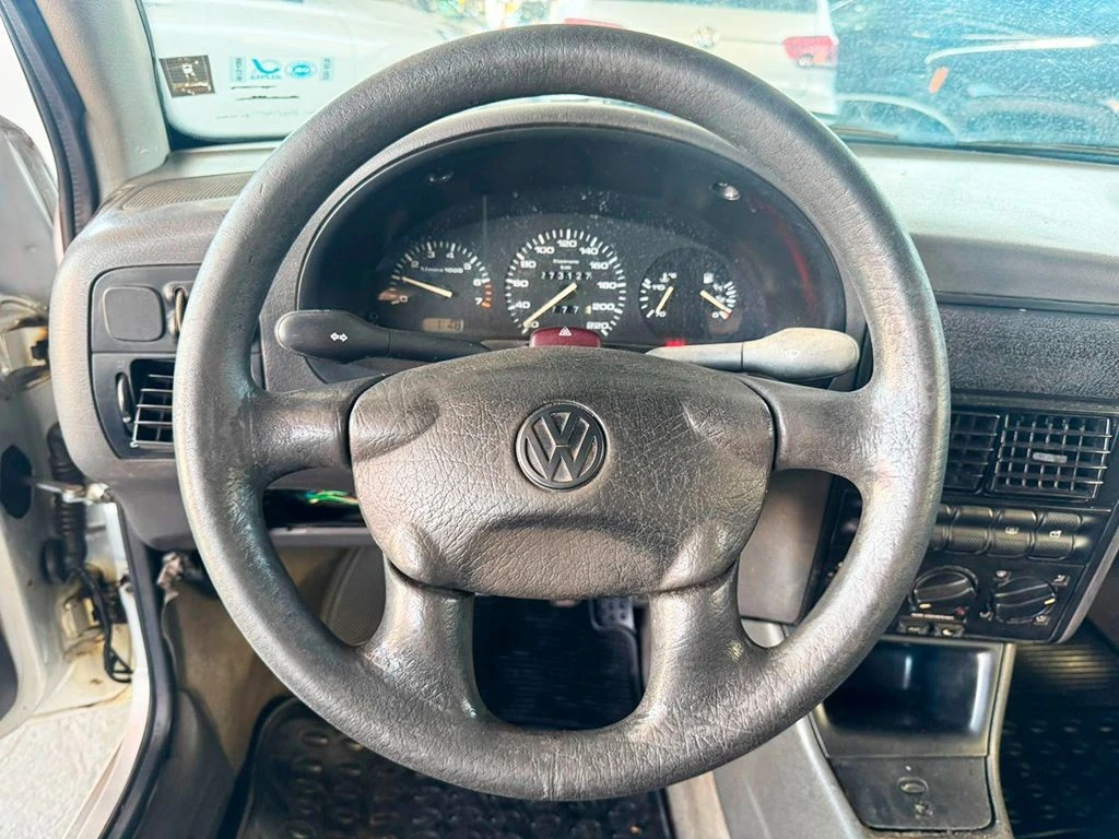 VOLKSWAGEN PARATI