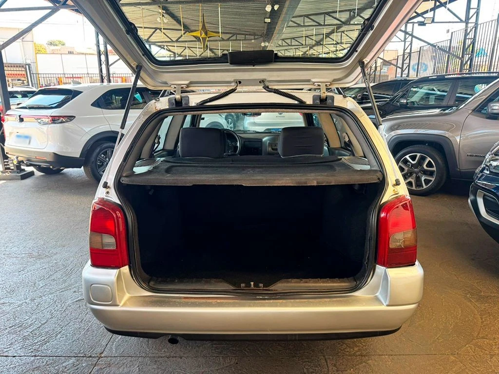 VOLKSWAGEN PARATI