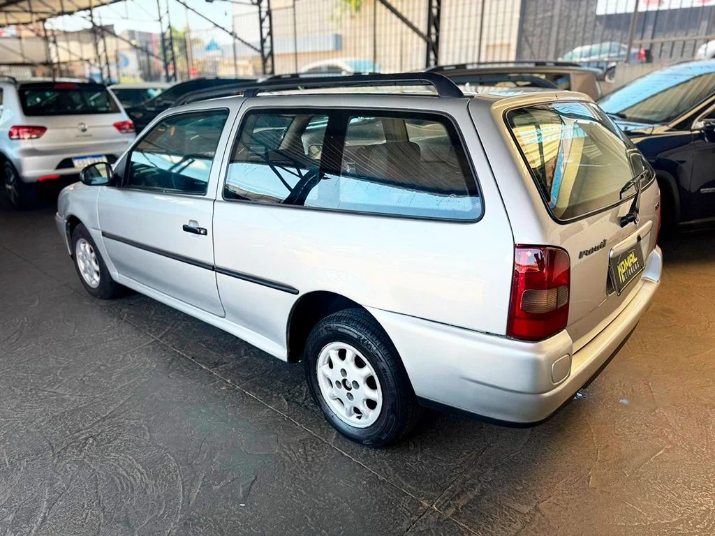 VOLKSWAGEN PARATI