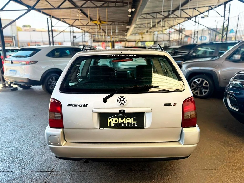 VOLKSWAGEN PARATI