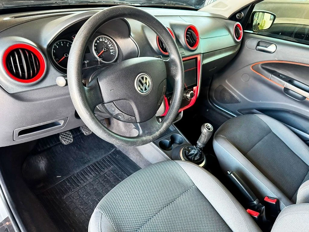 VOLKSWAGEN GOL