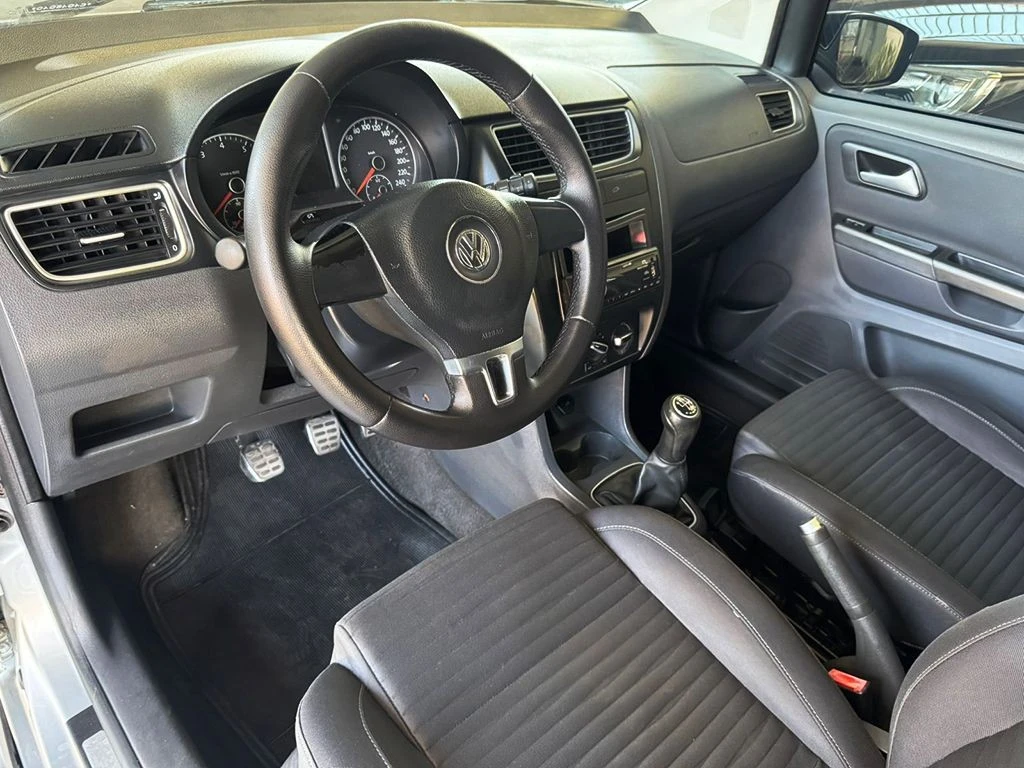 VOLKSWAGEN CROSSFOX