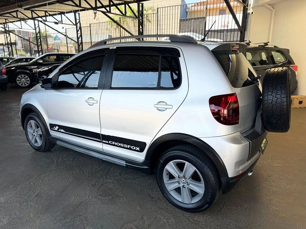 VOLKSWAGEN CROSSFOX