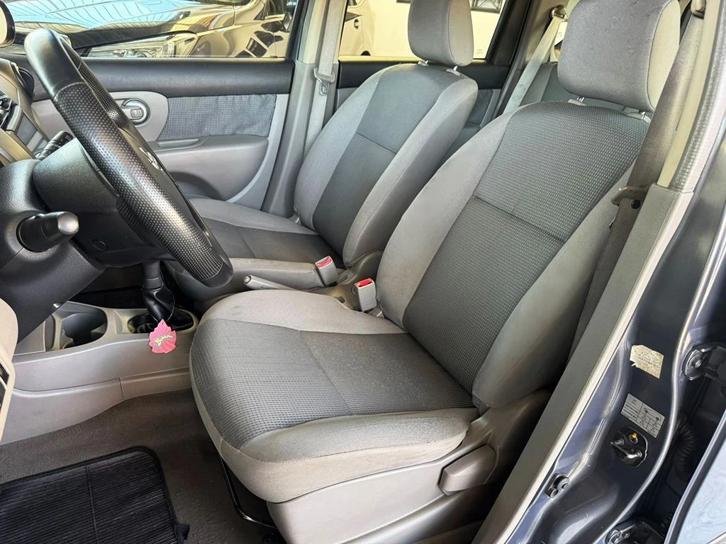 NISSAN LIVINA