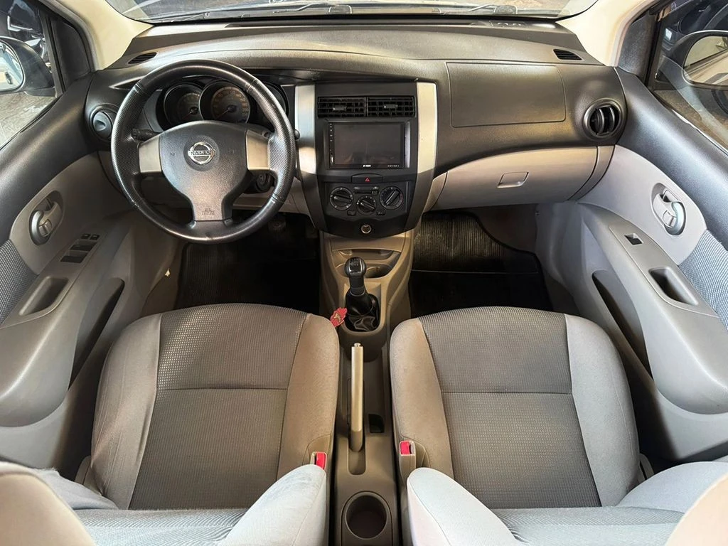 NISSAN LIVINA