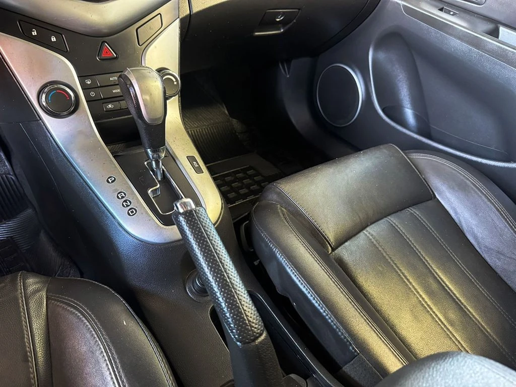 CHEVROLET CRUZE