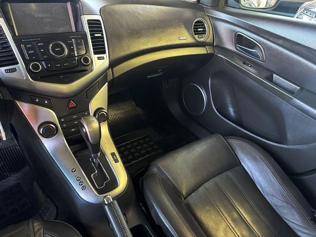 CHEVROLET CRUZE