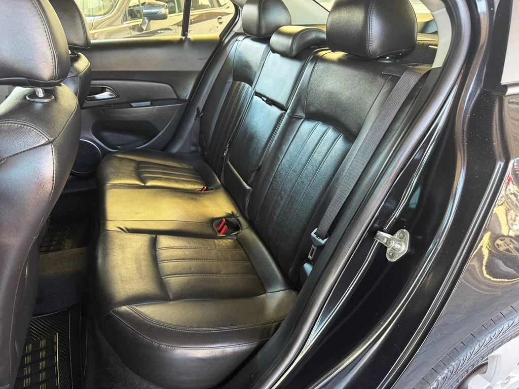 CHEVROLET CRUZE