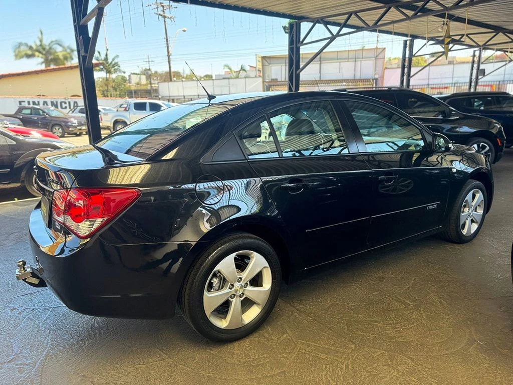 CHEVROLET CRUZE