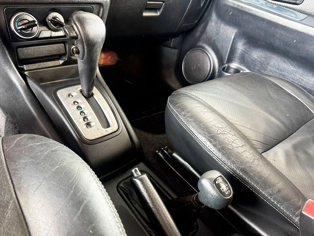 MITSUBISHI PAJERO TR4