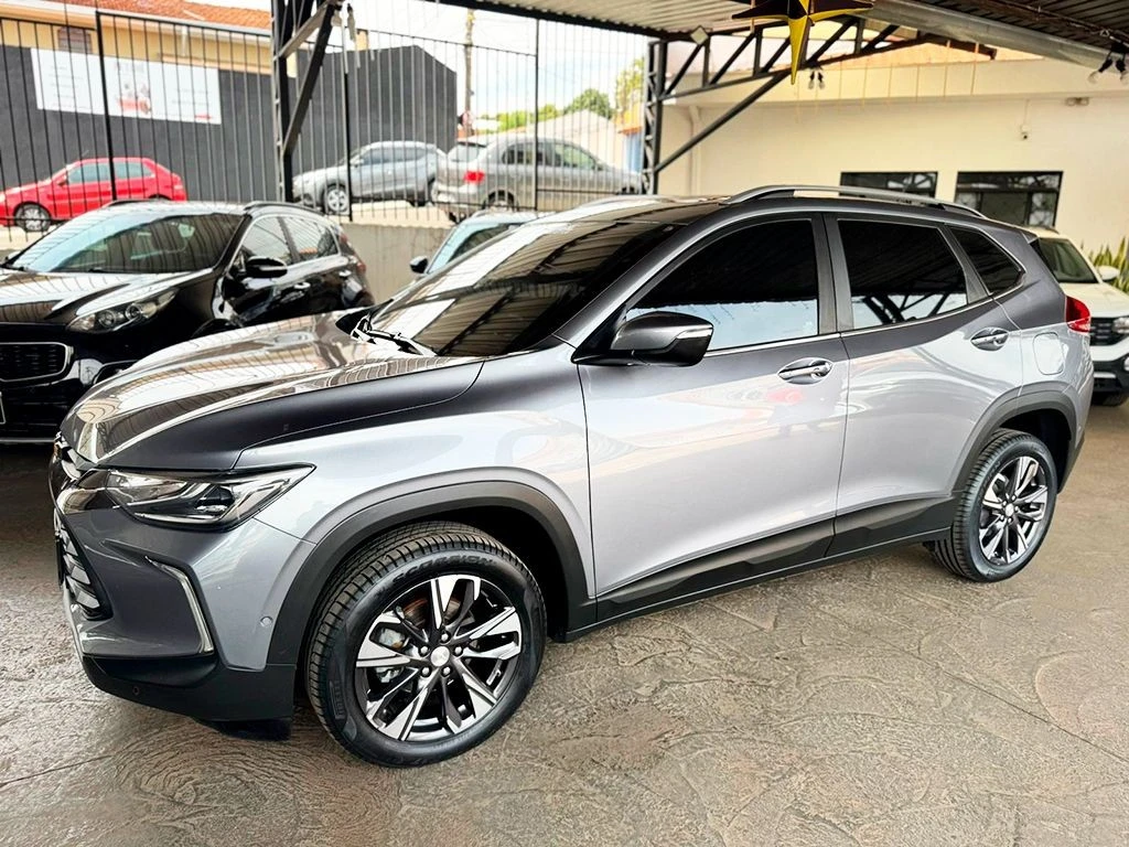 CHEVROLET TRACKER