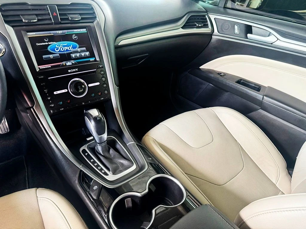 FORD FUSION